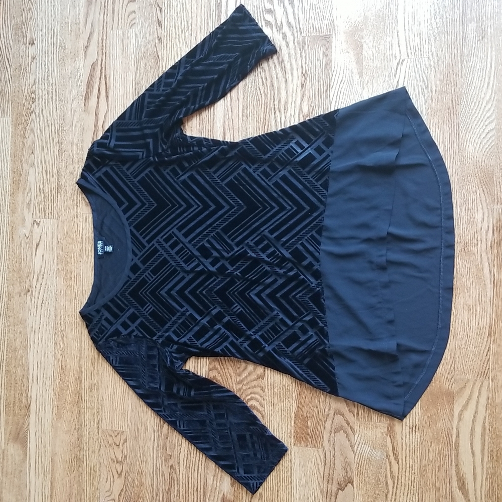 (M) Jones New York Velvet Detailed Slightly Sheer Top 3/4 Length Sleeves